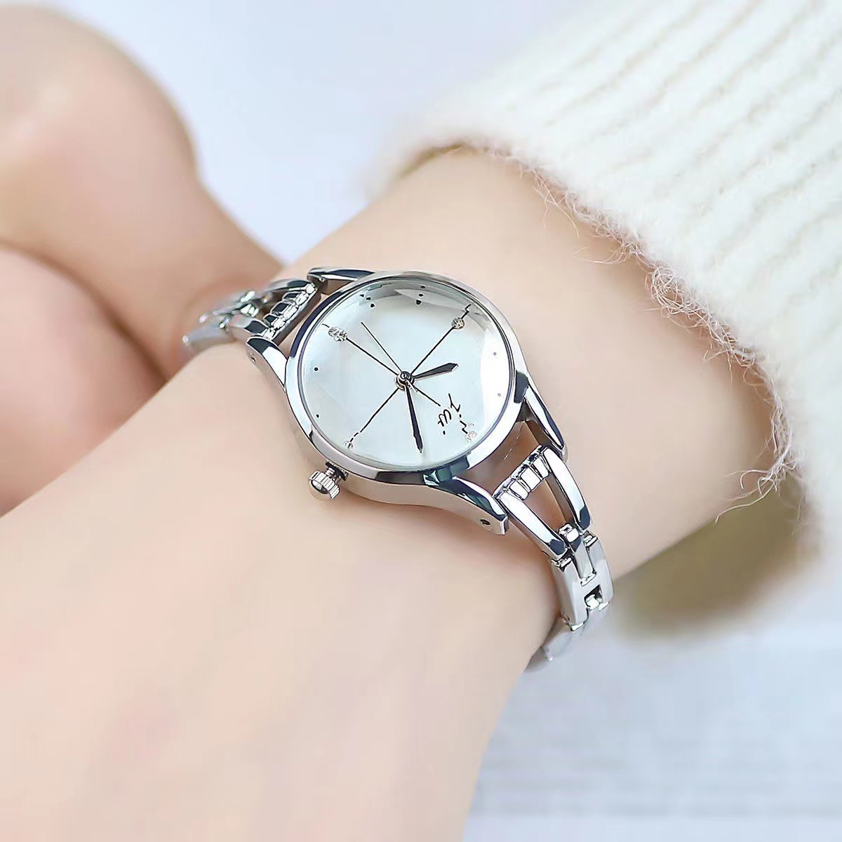 여성을위한 팔찌 시계 우아한 로즈 골드 숙녀 럭셔리 손 - Luxury Watch Girl 리뷰 및 가격